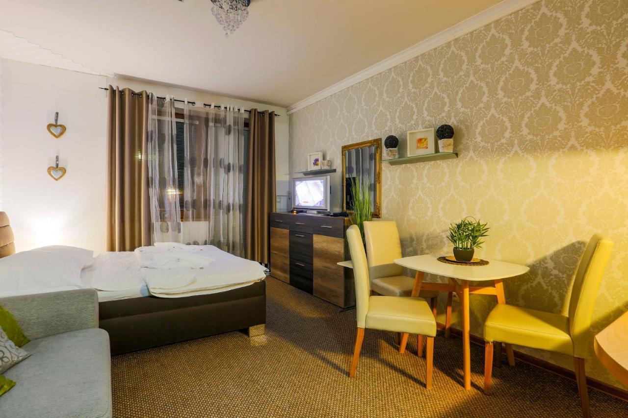 Apartmanovy Dom Fatrapark 1 S Wellness - Hlavna Recepcia Ruzomberok Eksteriør bilde